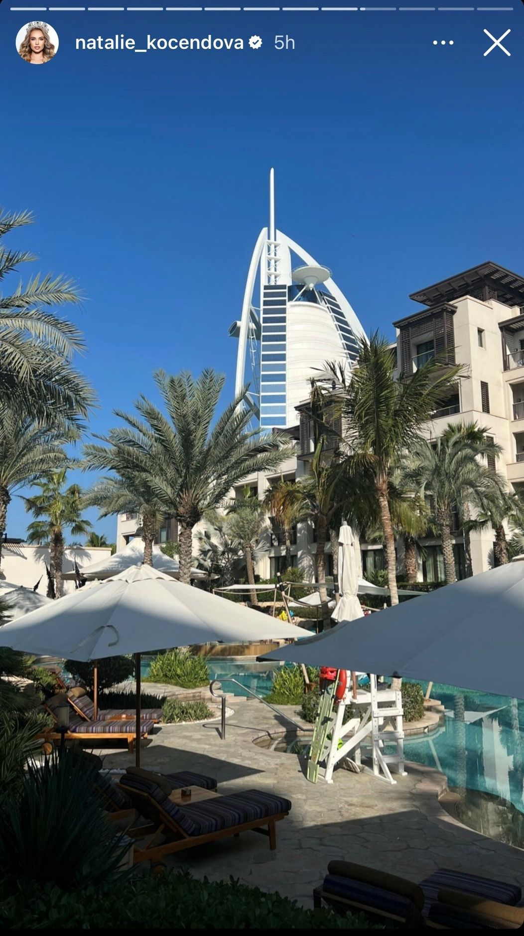 Natálie si užíva v Dubaji s kamarátkami.