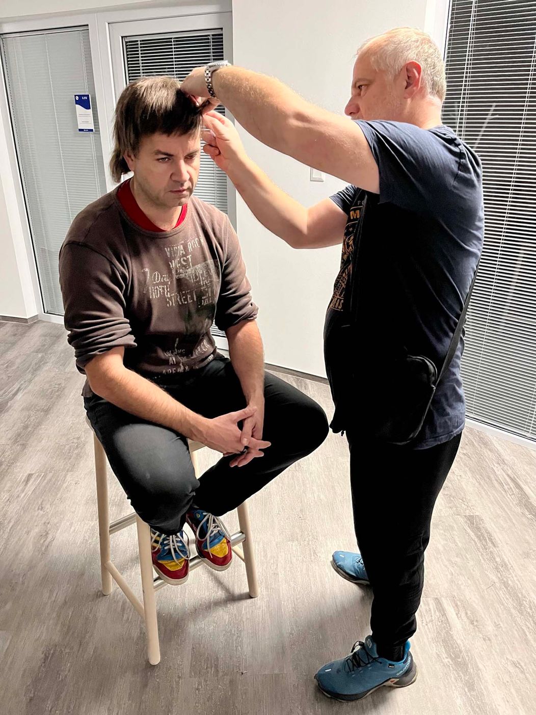 Peter Gažík ako Utajený šéf v Teleráne