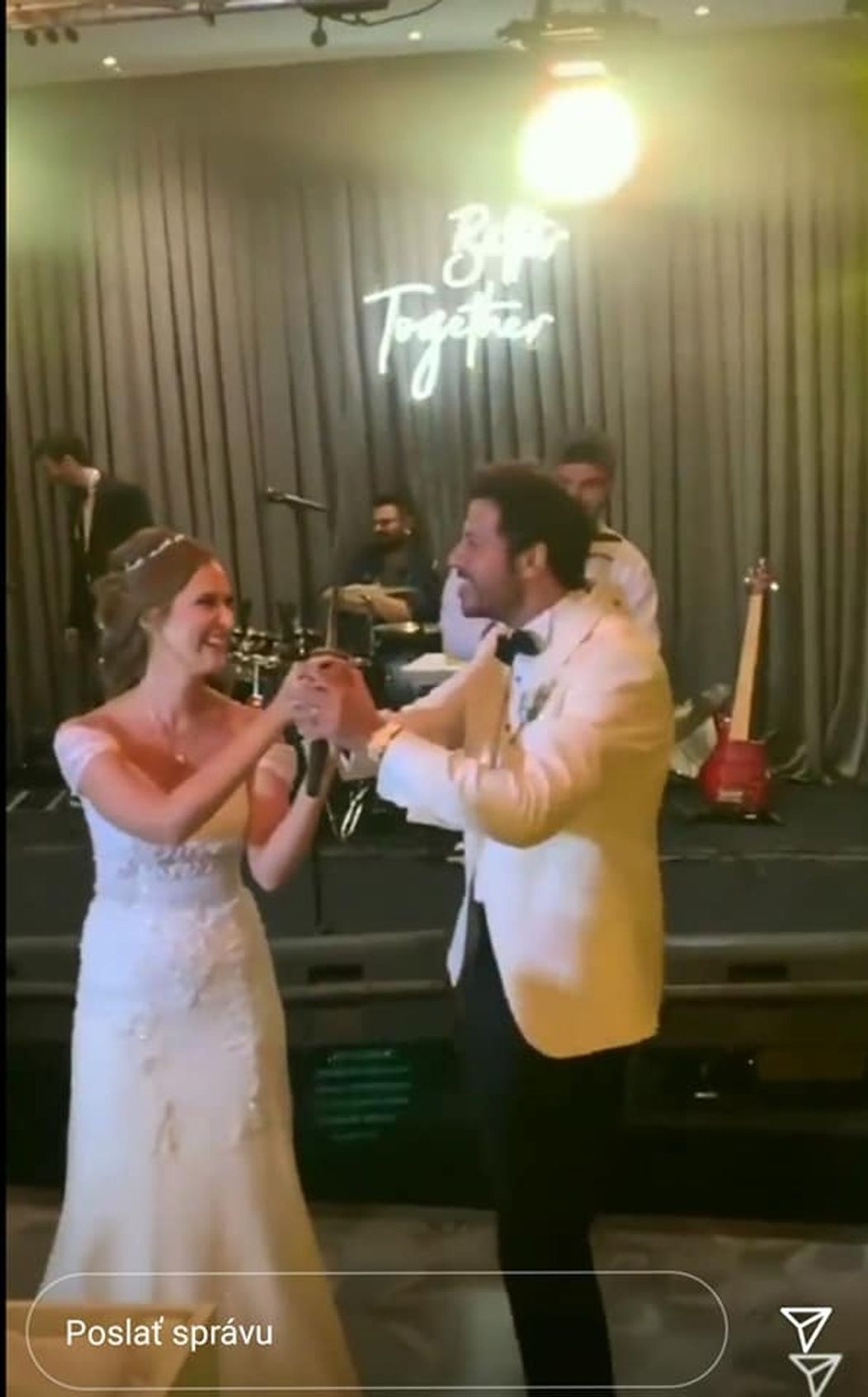 Ahmet Tansu Taşanlar a Oya Unustası