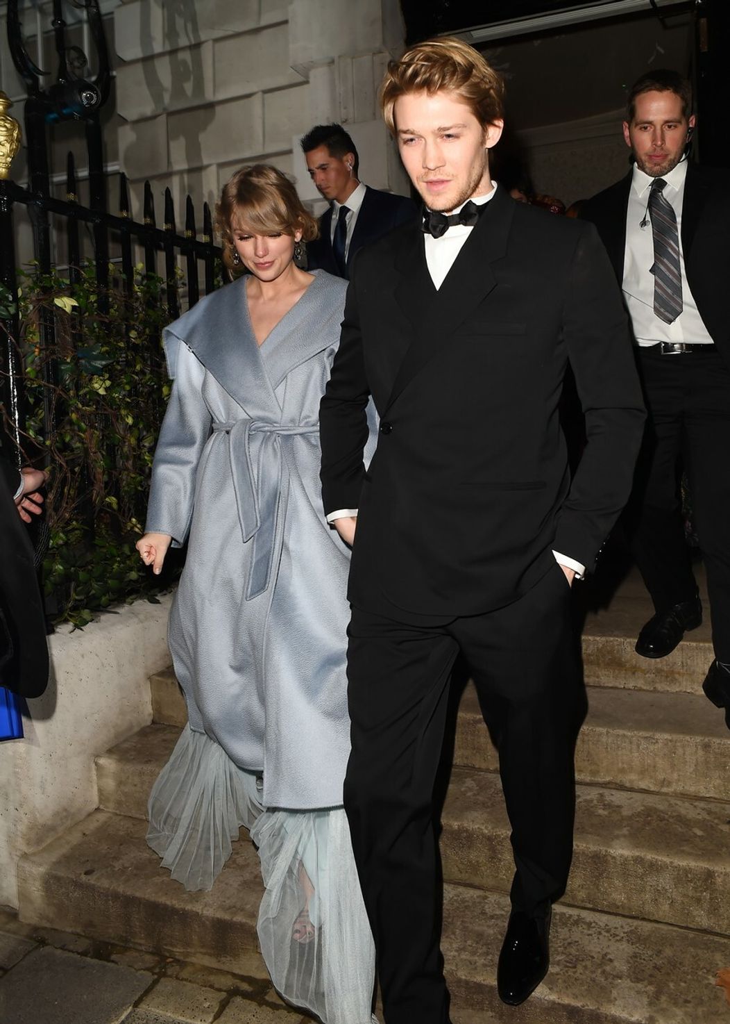 Taylor Swift a Joe Alwyn na jednom z mála spoločných záberov.