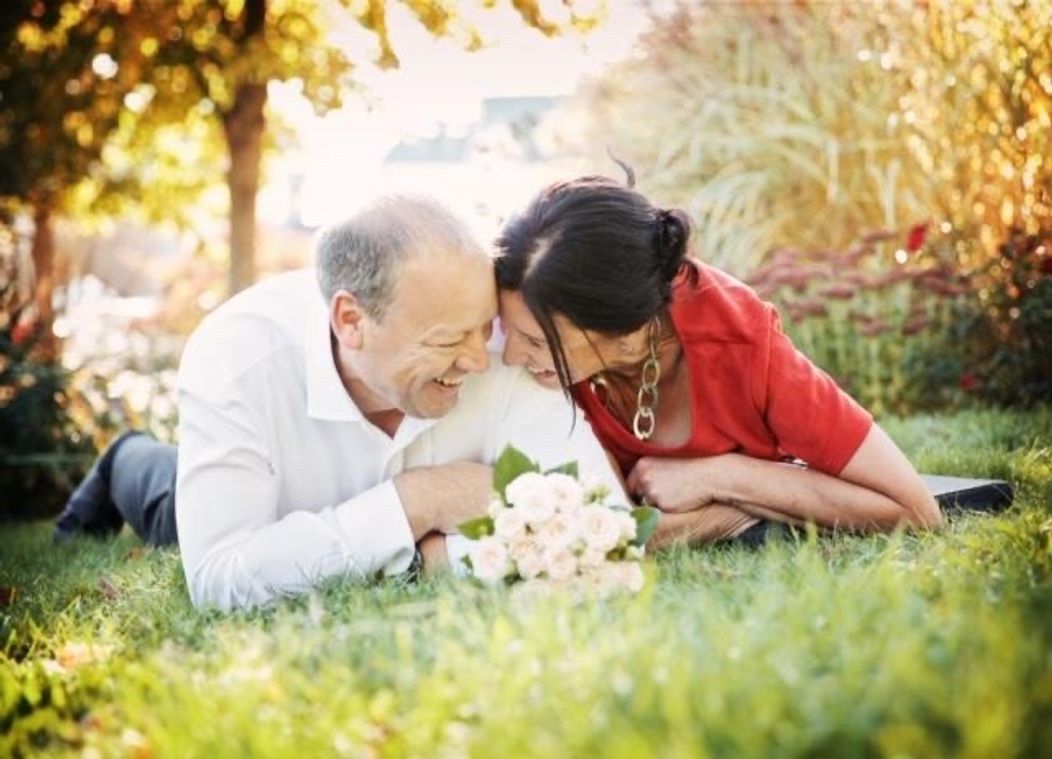Policajti hliadkujú  pred Bazilikou Matky Božej po útoku nožom v juhofrancúzskom meste Nice..jpg