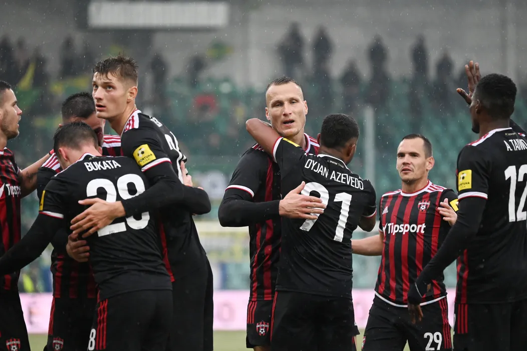 Do neba a do pekla: Spartak Trnava
