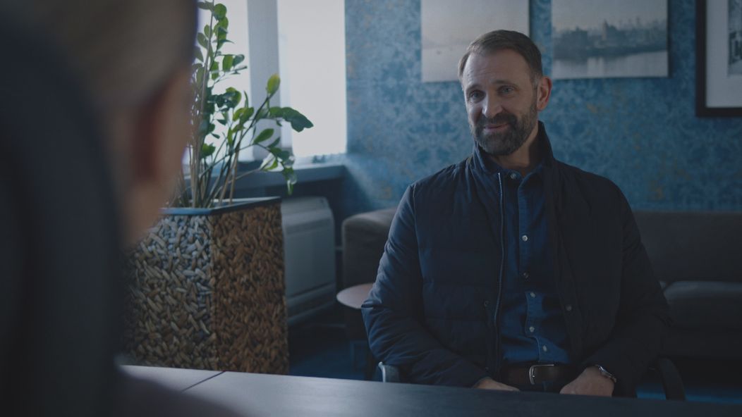 Andrej si vyhliadol ďalšiu obeť.