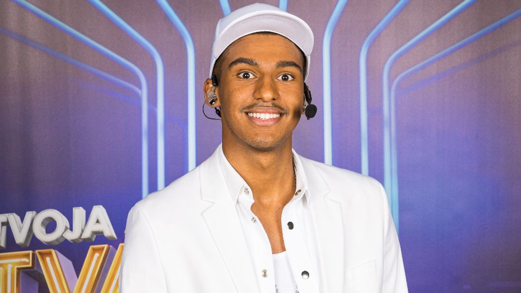 Matúš Kolárovský ako Usher.