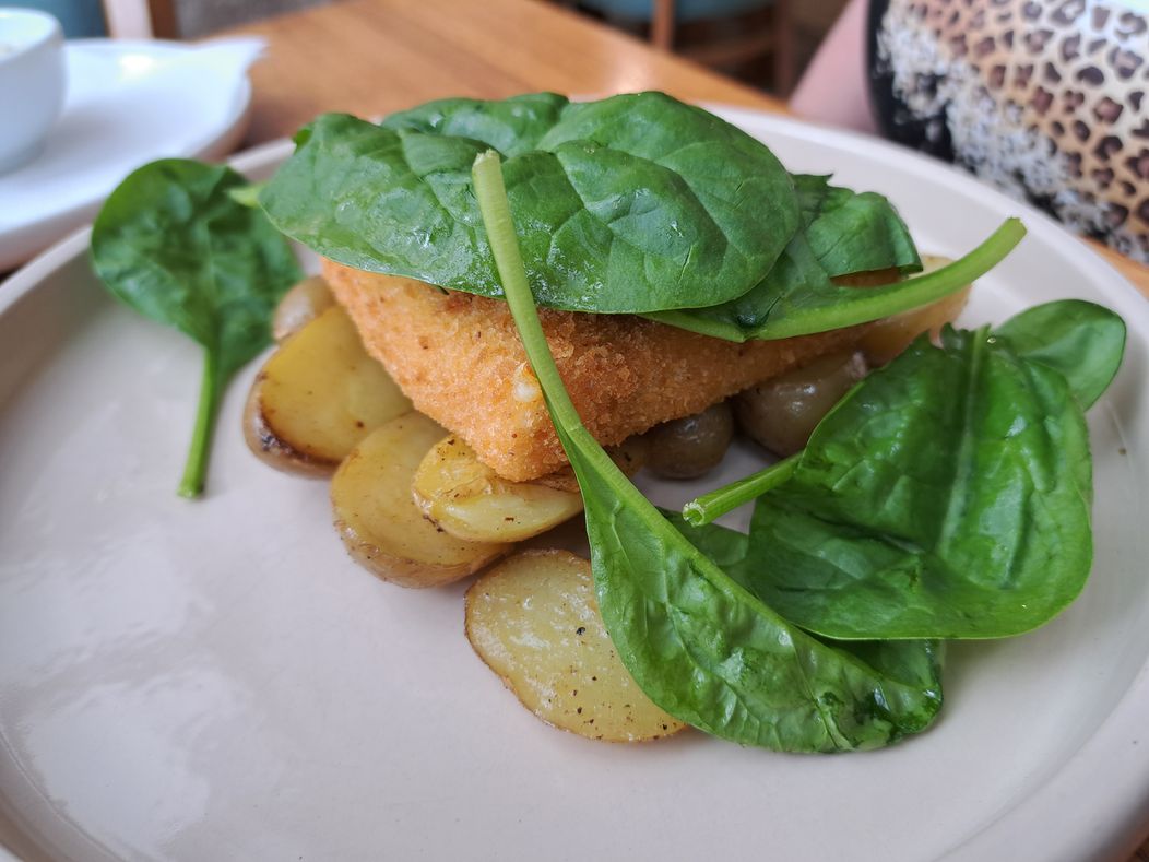 S Radkom Urbanyakom na obede v poľovníckej reštaurácii Silvanus