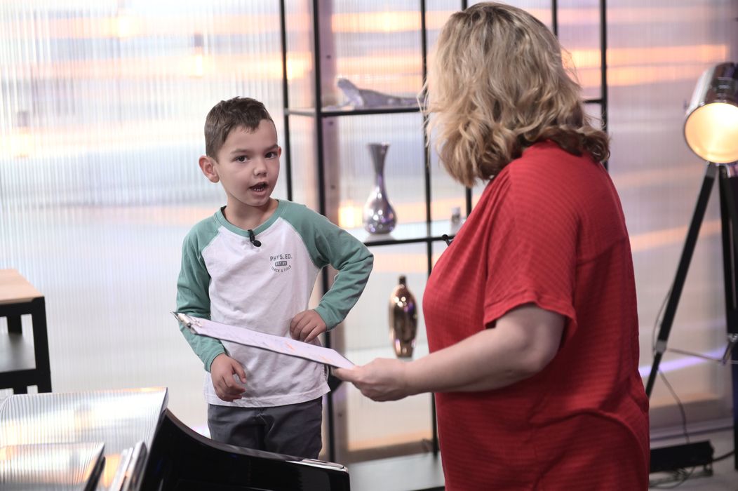 Špeciálny hosť prvého kola Šimon Kremnický na tréningu s hlasovou pedagogičkou Jankou Daňovou.
