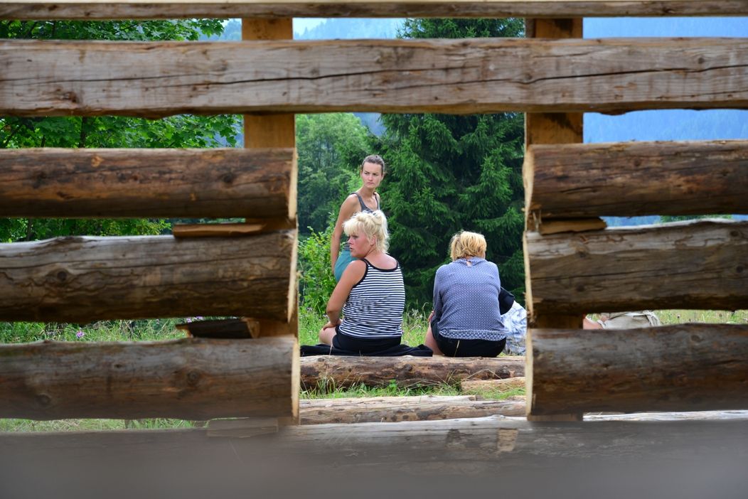 Práce na Farme sú v sklze