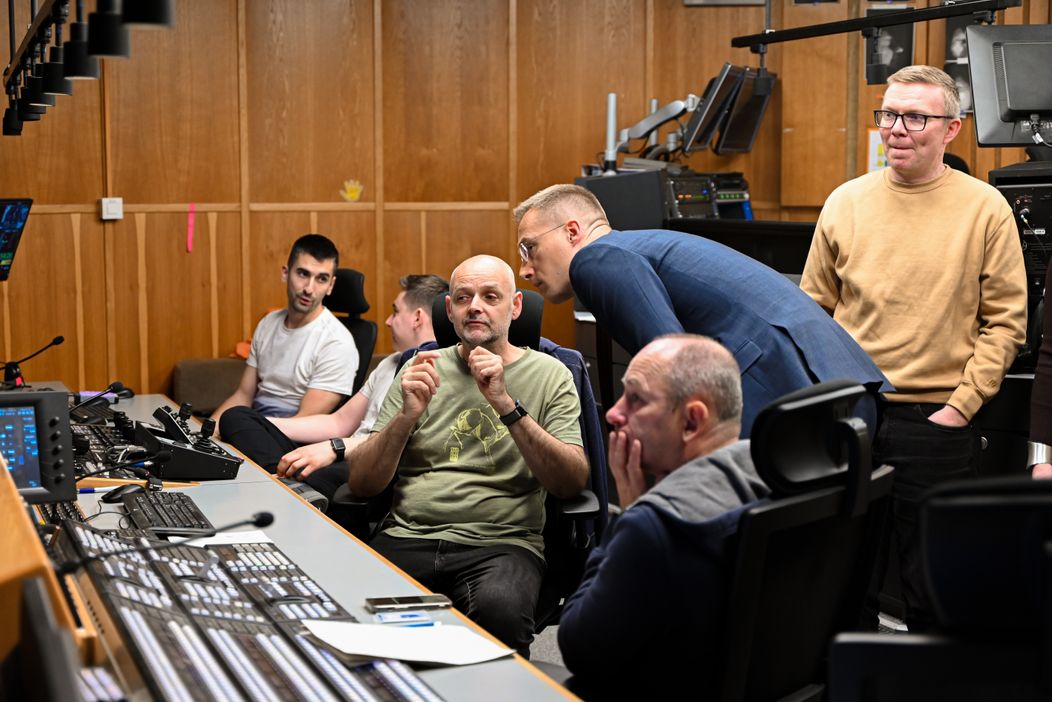 Prípravy volebnej noci na Markíze.