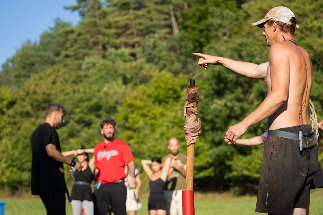 Do duelu ide Peter a Denis, Matúš oslavoval narodeniny