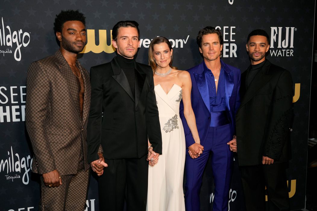 Jonathan Bailey na Critics Choice Awards 2023