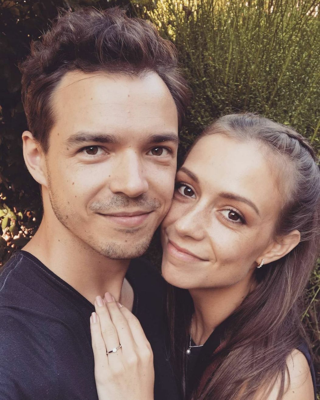 Dávid s Maťkou sa zasnúbili.