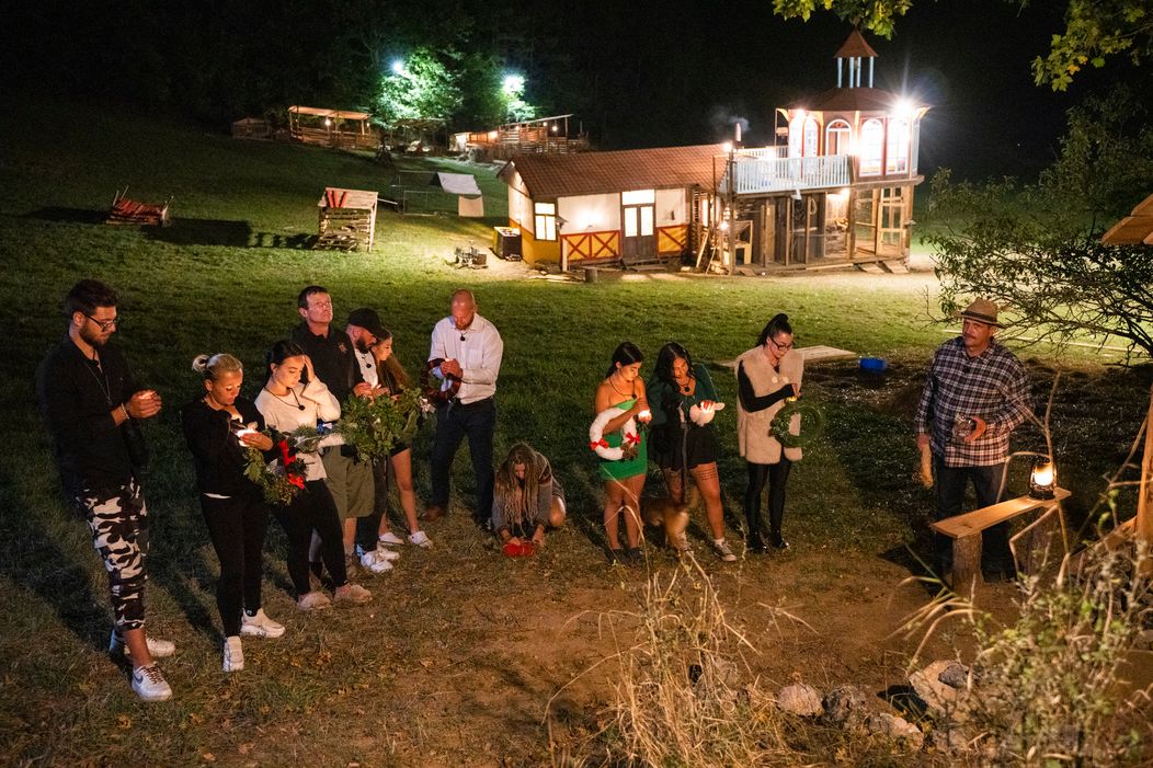 Pamiatka zosnulých - pietna spomienka na Farme