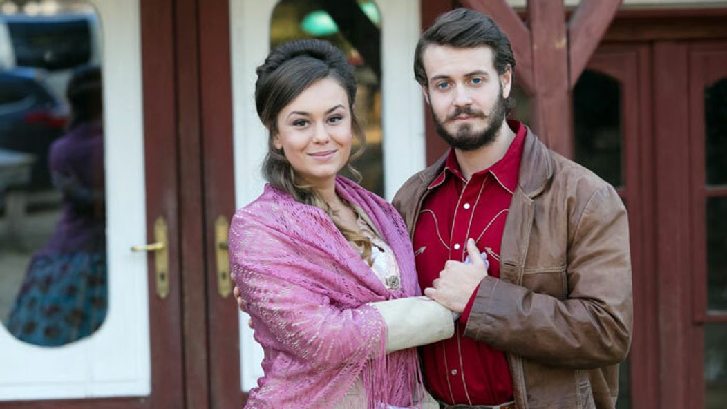 Dominika Kavaschová a Adam Jančina v Divokom Zapadákove