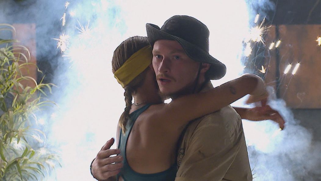 Víťazom tretej série šou Survivor Česko & Slovensko sa stal Mikýř.