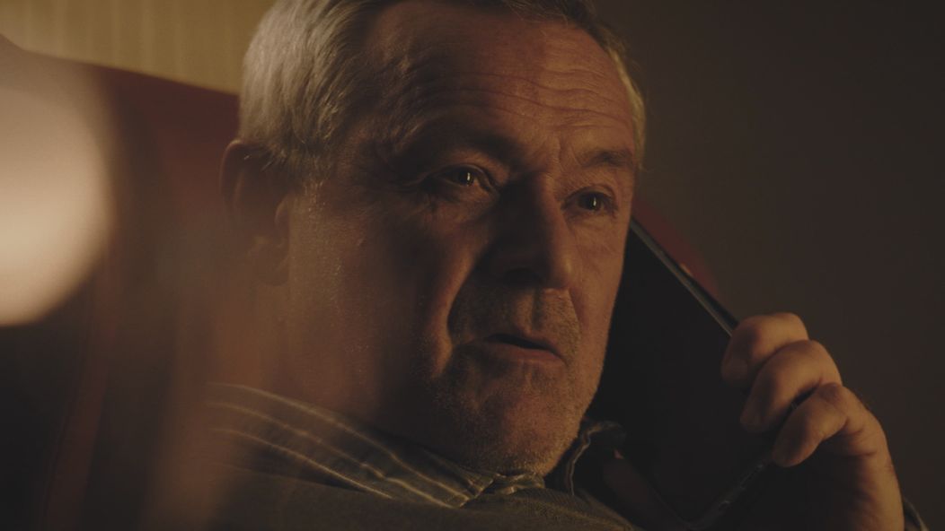 Andrej zistí od neznámeho muža o Laure zásadnú informáciu.