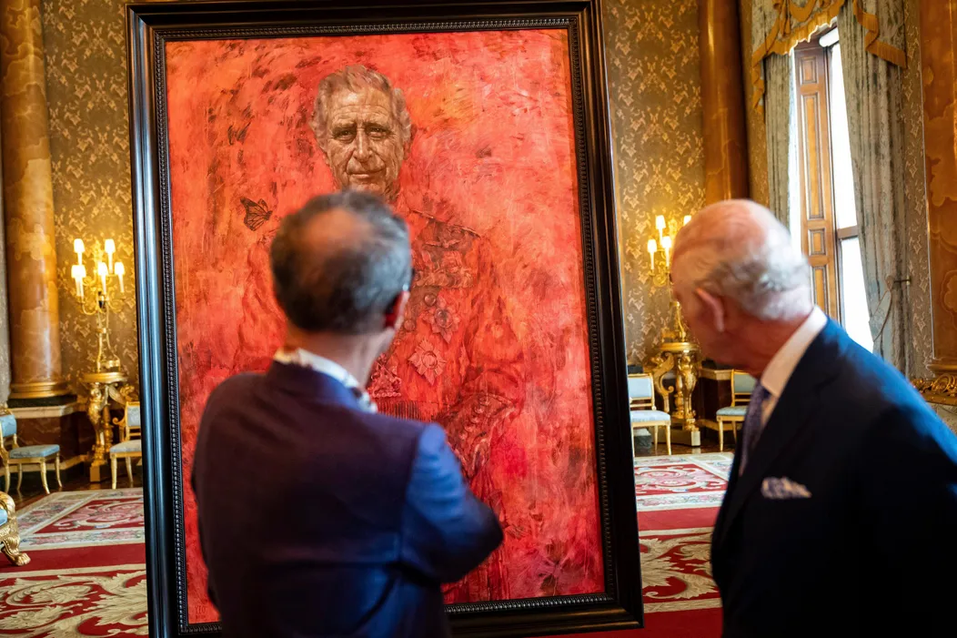 V Londýne predstavili prvý oficiálny portrét britského kráľa Karola III.