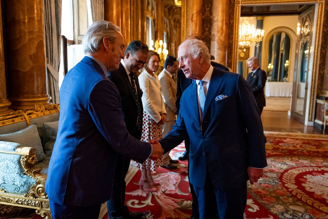 V Londýne predstavili prvý oficiálny portrét britského kráľa Karola III.