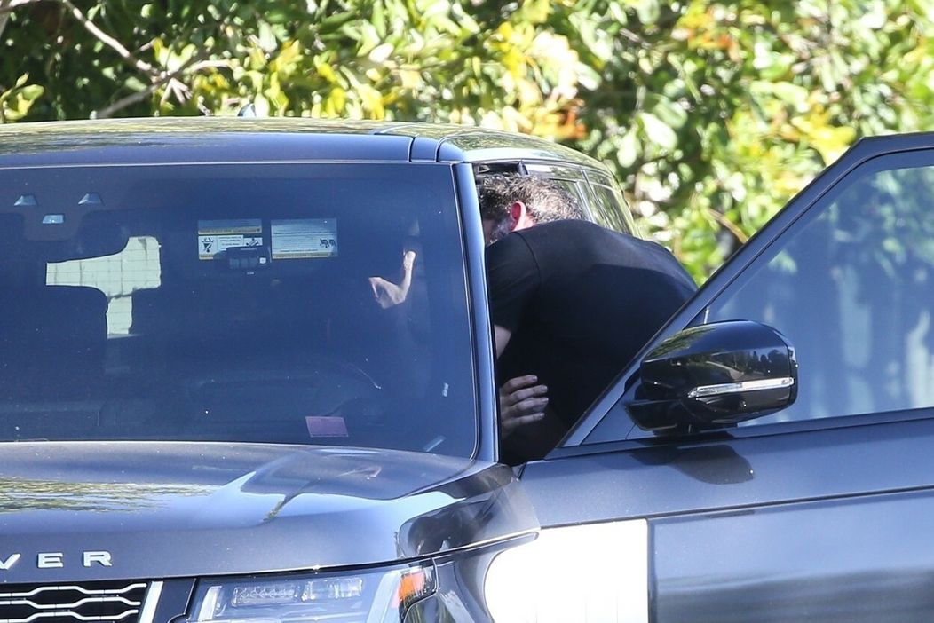 J Lo a Ben Affleck sa nevedia od seba odlepiť.