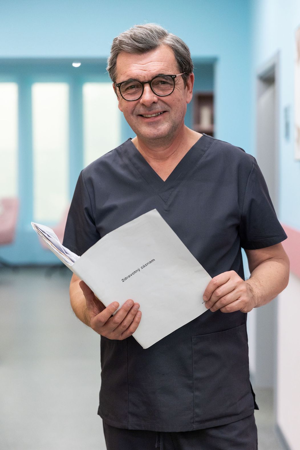 Peter Kočiš ako Staviarsky