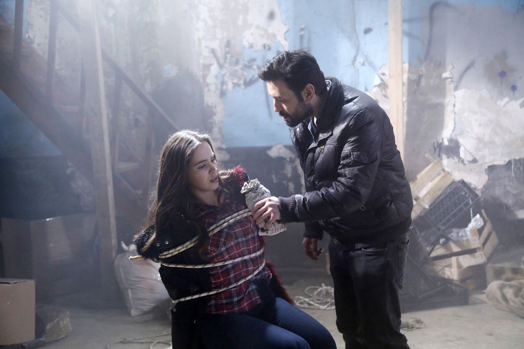 Zachráni Arzu Cennet pred znásilnením?