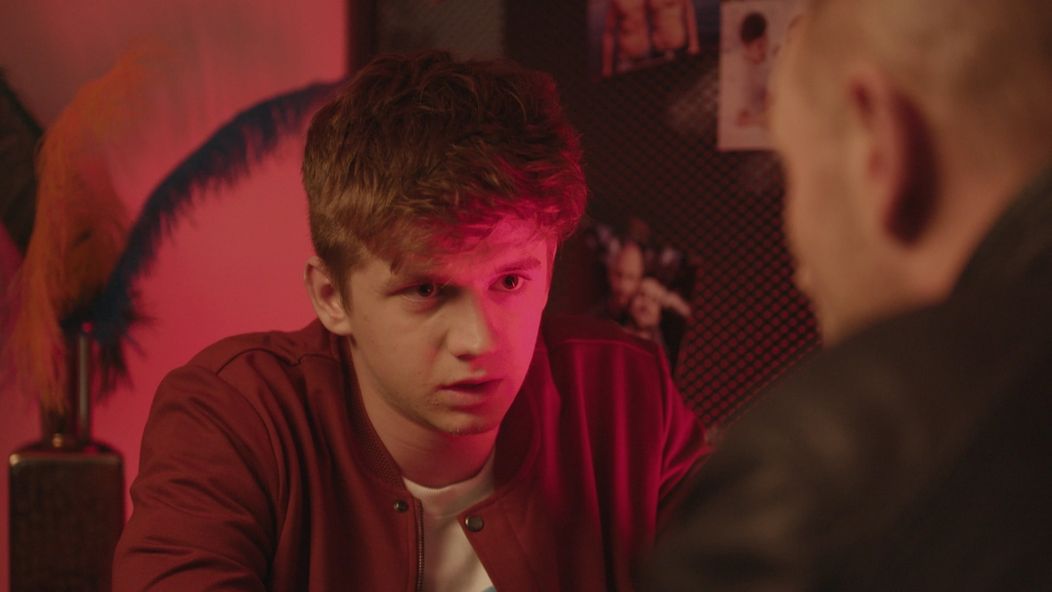 Prezidentský kandidát Mitt Romney s manželkou Ann o volebnej miestnosti v Belmonte (6. novembra 2012). 