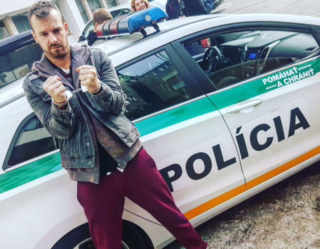 Lukáš Dóza na nakrúcaní Rexa