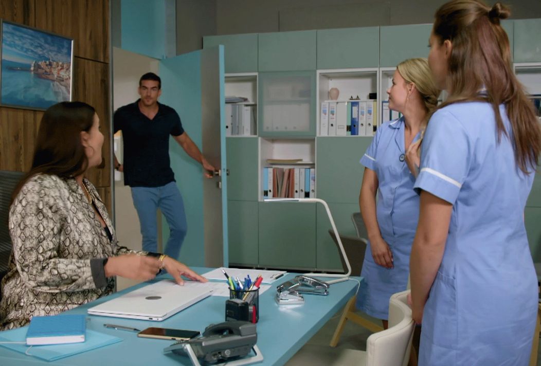 Adam Bardy v Ordinácii v ružovej záhrade