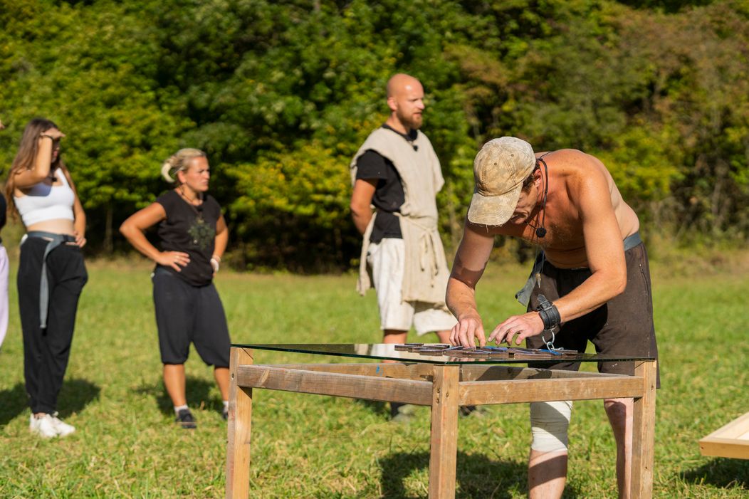 Farmári si zastrieľali na Jána Lašáka, do duelu idú Niki a Viki