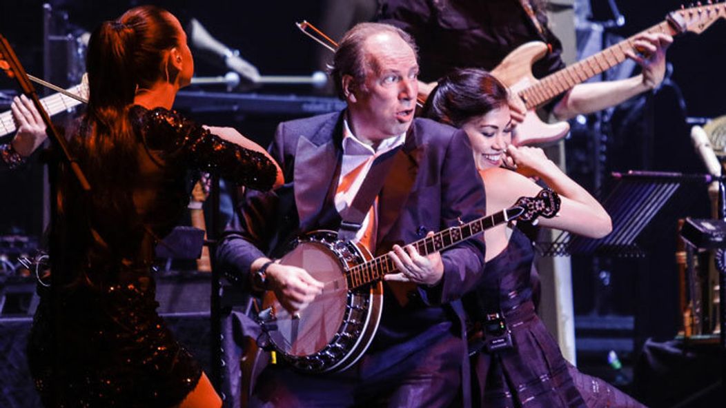 Hans Zimmer počas minuloročného koncertu Live on Tour v Bratislave