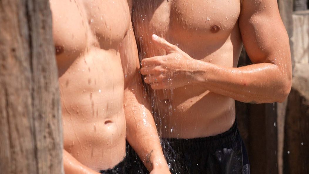 Lu a Adam Sedro sa vracajú na Love Island