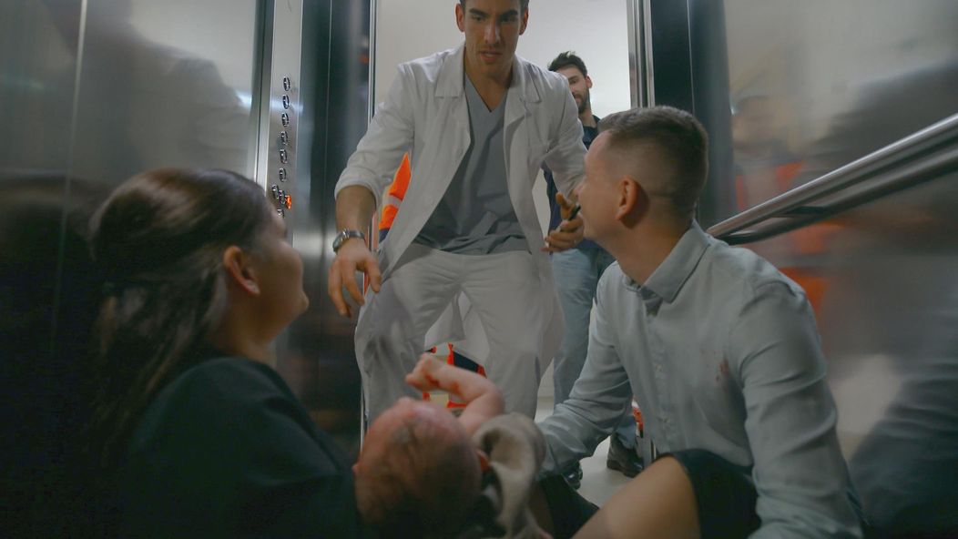 Pôrod vo výťahu: Martin musel improvizovať