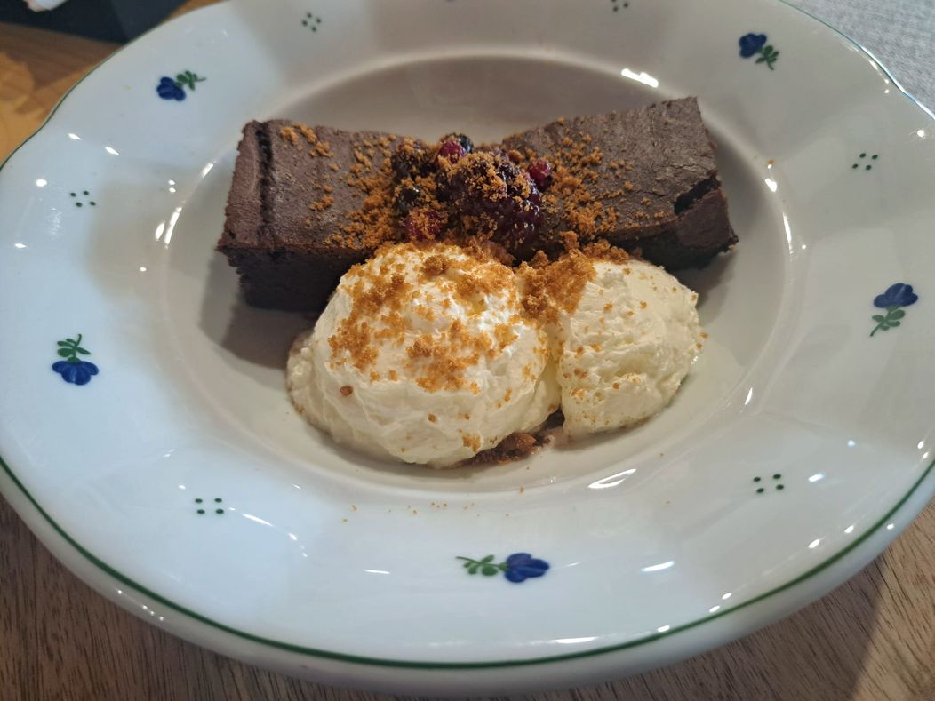 Na nože - Brownie s lesným ovocím