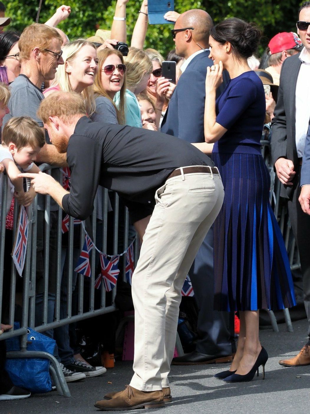 Meghan Markle nechtiac ukázala zadok.