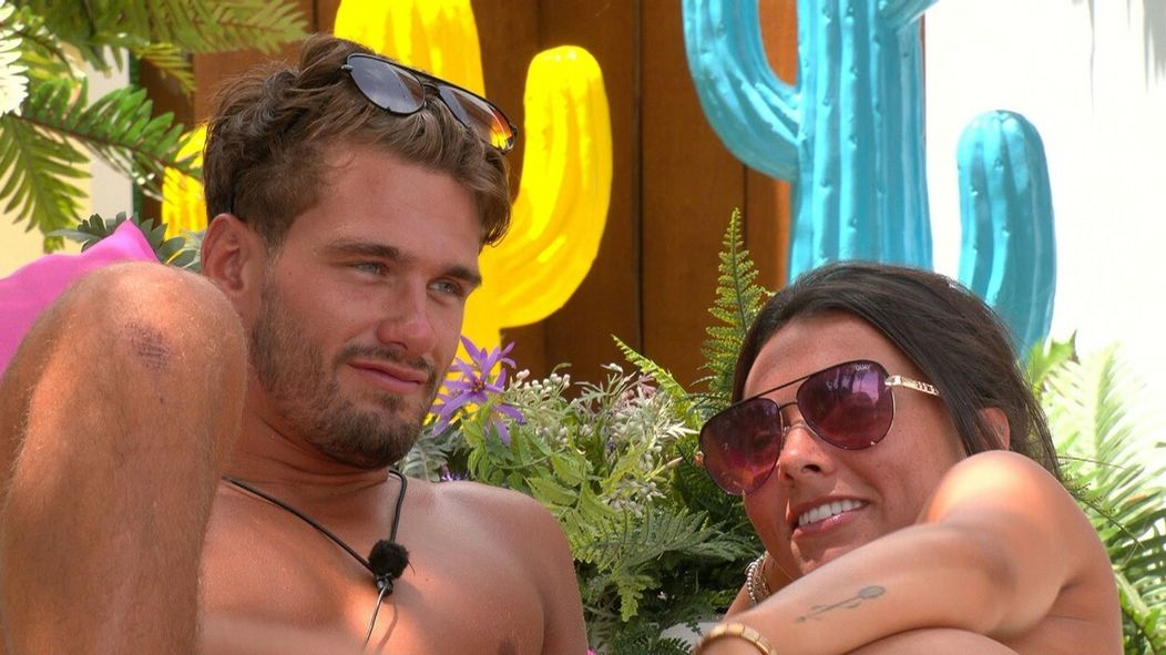 Paige počas Love Islandu tvorila pár najprv s Jacquesom.