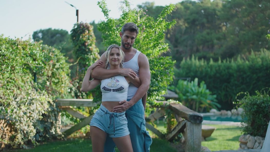 Farmárske fotenie Mirky Hriňákovej a Tomáša Tarra