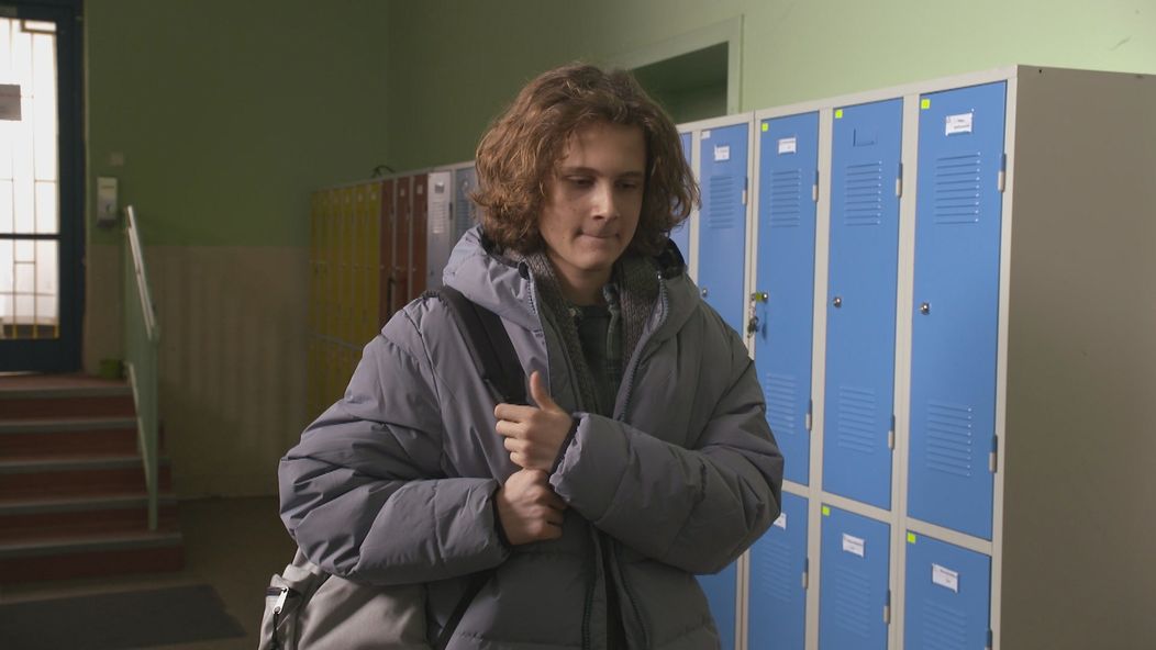 Zdá sa, že Jony má na scéne rivala.