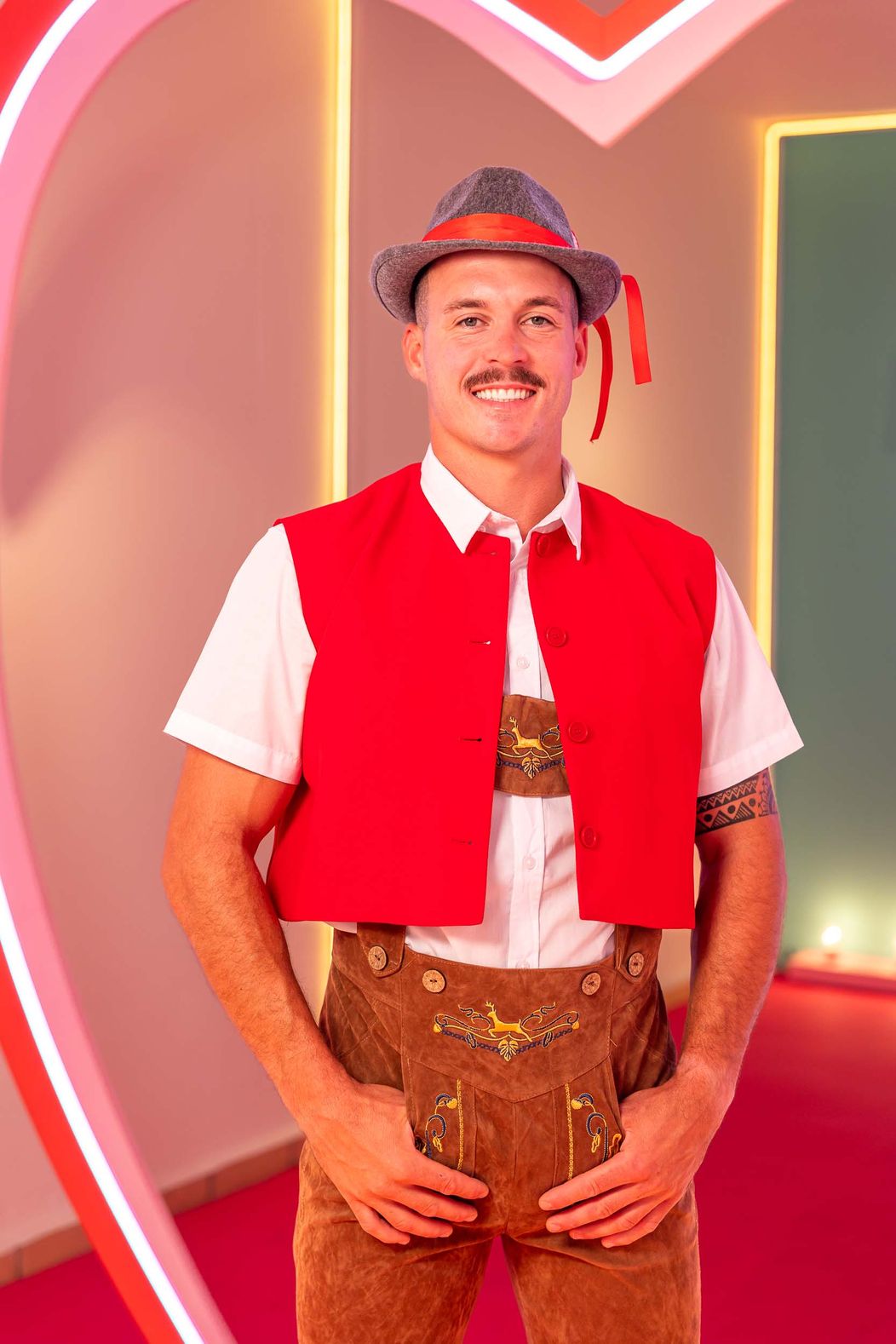 Prichádza Dano do Love Islandu