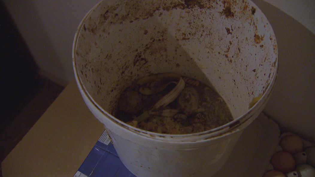 Špina v domácnosti v Zámene manželiek