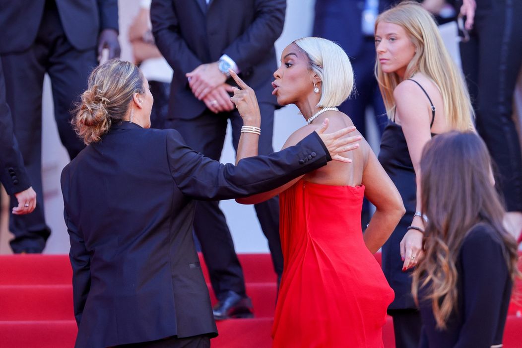 Kelly Rowland kričala na ochranku