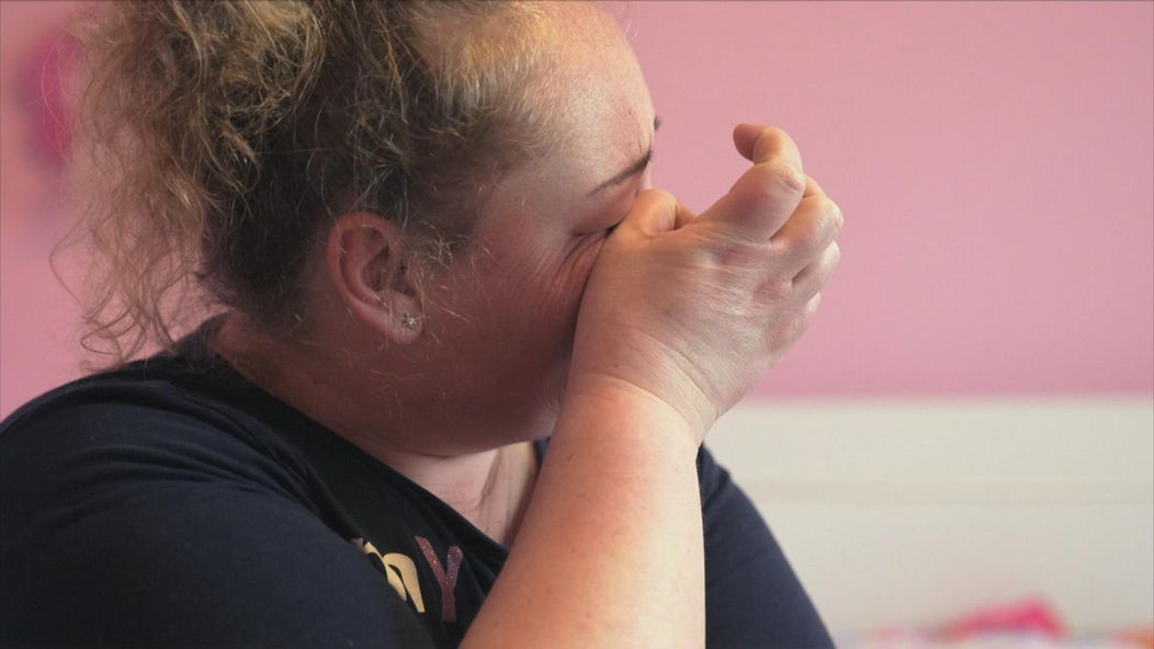 Andrejova manželka Katka už nevládze. Obezita im ničí život.