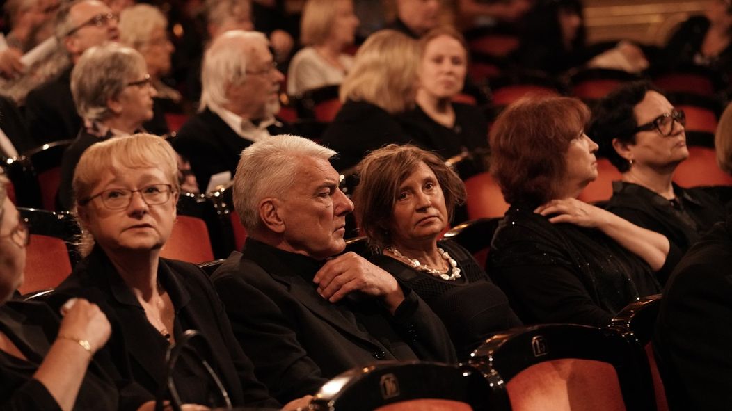 Posledná rozlúčka s Vlastimilom Harapesom