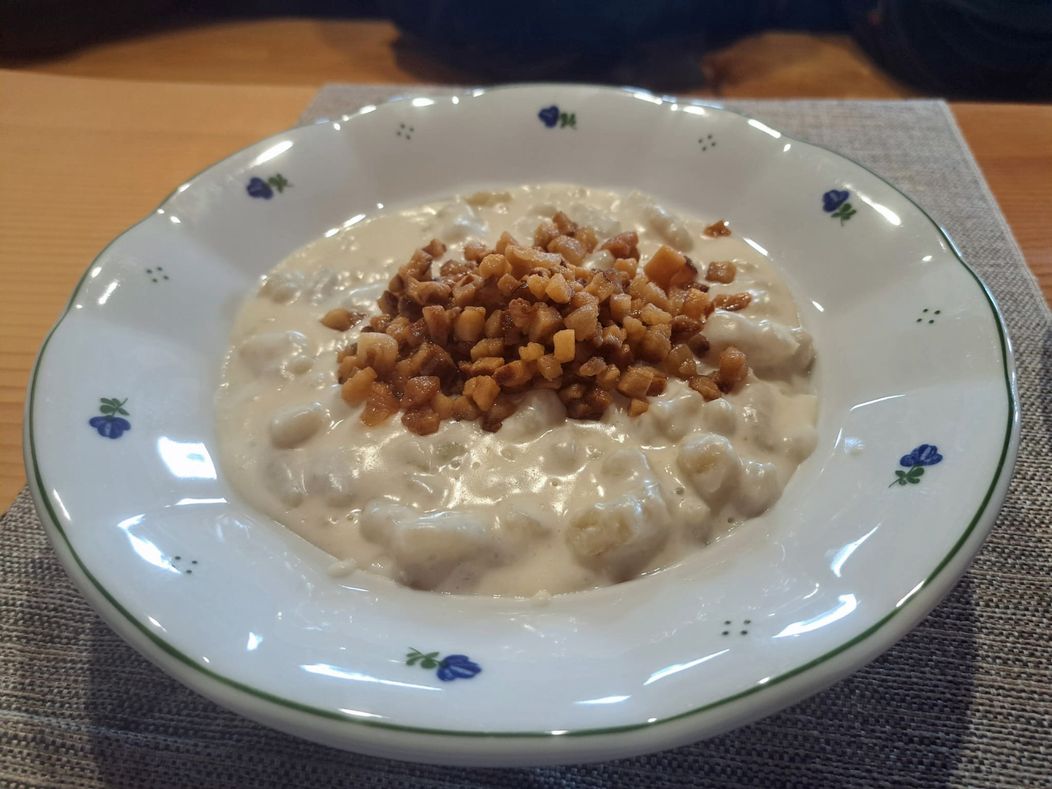 Na nože - Bryndzové halušky so slaninou