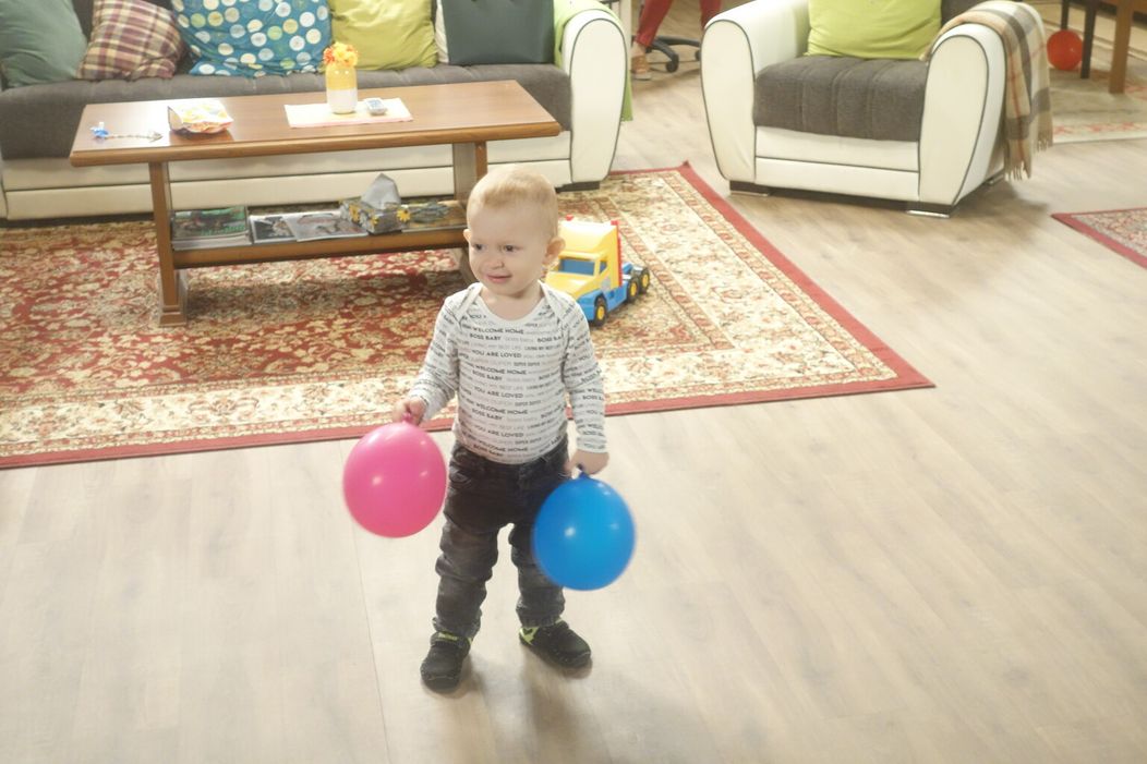 Frederik a jeho Vianoce u Susedov
