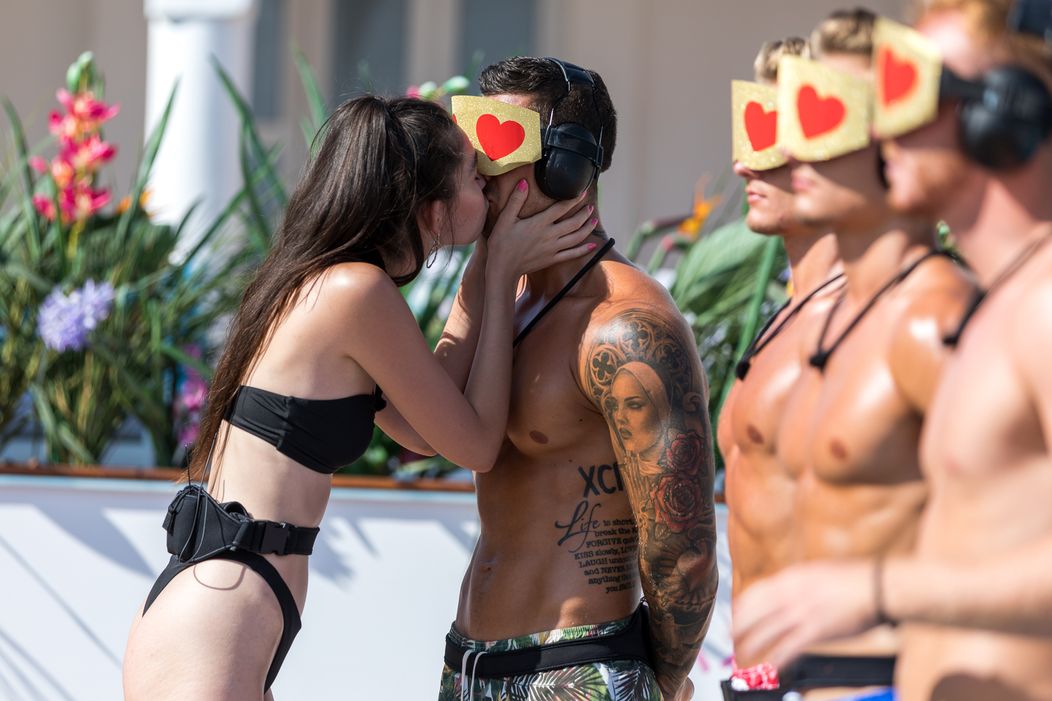 Naomi a Martin