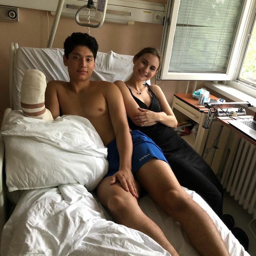 Napriek Giovanniho vážnemu úrazu sa obaja snažia byť pozitívni.
