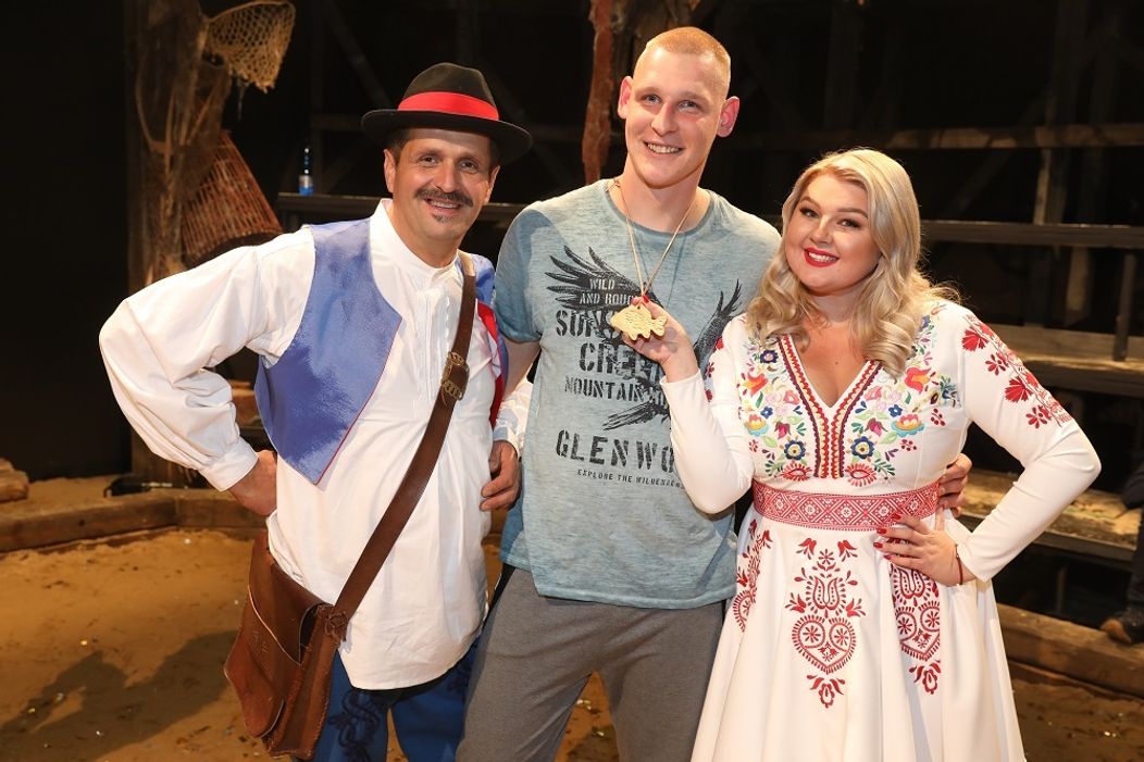 Evellyn a hospodár Martin z víťazom 10. série Dominikom Porubským