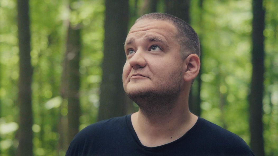 Michala čakalo na ceste za premenou mnoho výziev. Na jej konci došiel do úspešného cieľa.