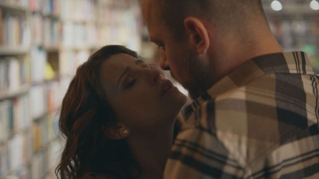 Naďa a Šimon sa pobozkali