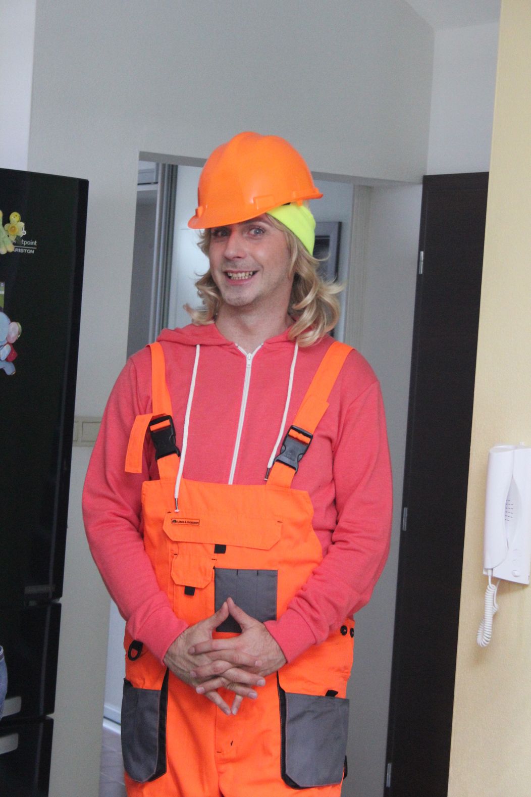 Števo Martinovič ako Janka Nehospodárna