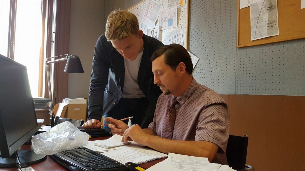 Juraj Bača s Lukášom Latinákom na nakrúcaní Rexa